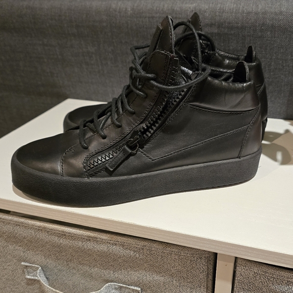 Giuseppe Zanotti Sneakers - Picture 6 of 10